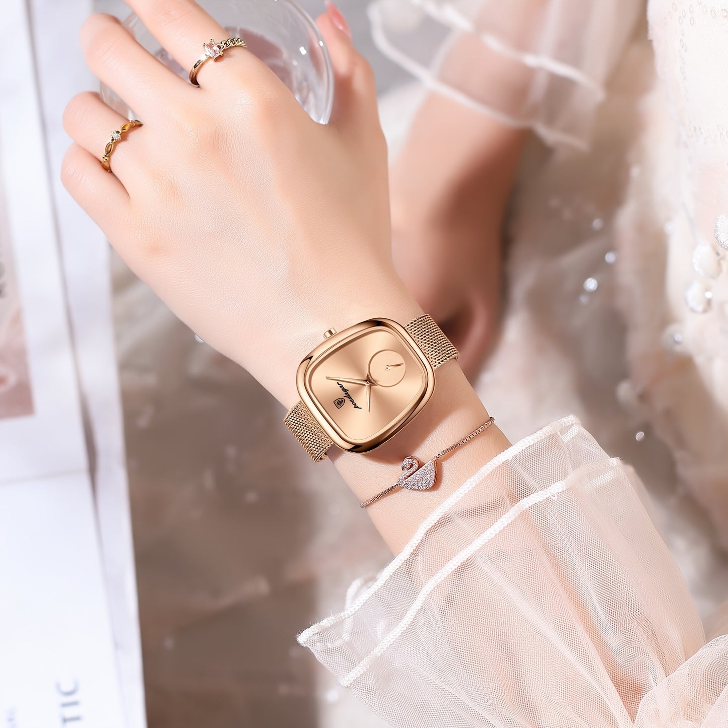 Aurum Mesh Square – Diseño Atemporal en Acero Inoxidable