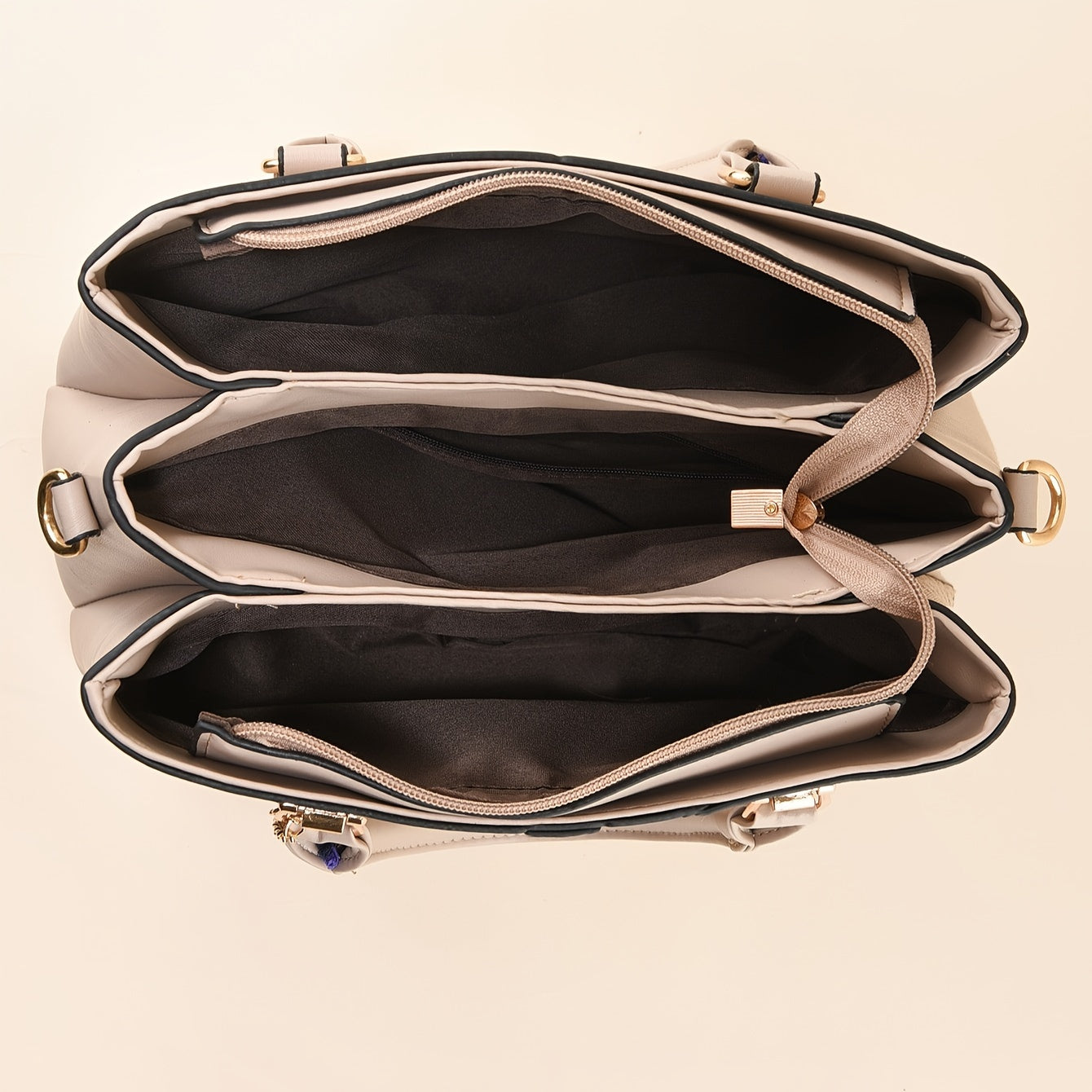 Plaid Elegance Max – Capacidad Ampliada en 3 Capas